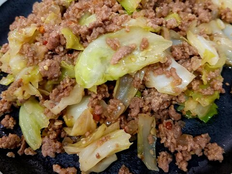 キャベツの肉味噌炒め